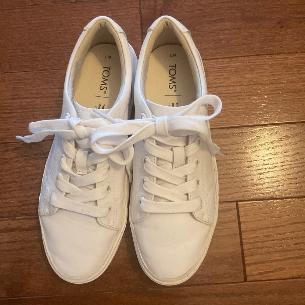 TOMS Classic White Leather Sneakers